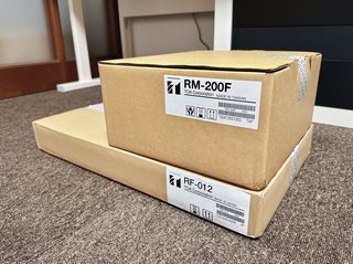 RM-200FとRF-012